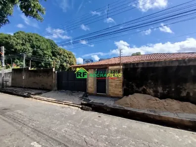 Casa com 3 Quartos para alugar, 326m² no São Cristóvão, Teresina