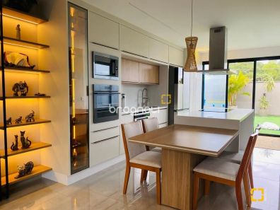 Casa com 3 Quartos à venda, 127m² no Campeche, Florianópolis