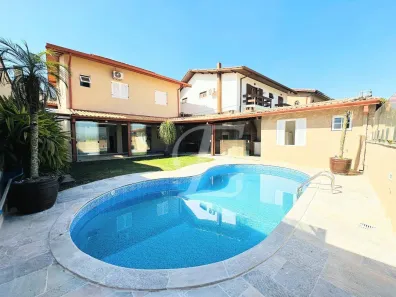 Casa de Condomínio com 4 Quartos à venda, 341m² no São Paulo II, Cotia