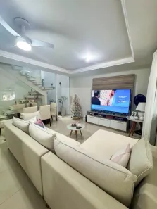 Casa com 3 Quartos à venda, 122m² no Lagoa, Macaé