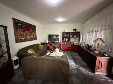 Casa com 5 Quartos à venda, 325m² no Jardim São Jorge, São José dos Campos