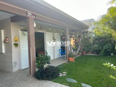 Casa com 4 Quartos à venda, 476m² no Balneário Caravela I, Matinhos