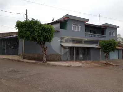 Sobrado com 5 Quartos à venda, 301m² no Jardim Itapuã, Sorocaba