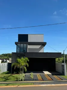 Casa de Condomínio com 3 Quartos à venda, 185m² no Jardins Parma, Senador Canedo