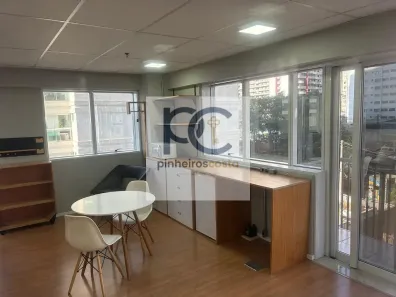 Sala Comercial à venda, 45m² no Santo Amaro, São Paulo
