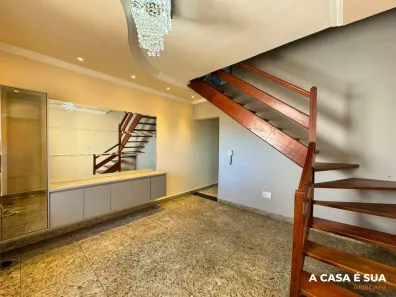 Casa com 3 Quartos à venda, 133m² no Cabral, Contagem
