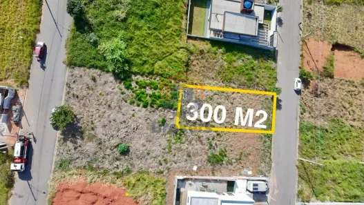 Lote/Terreno à venda, 300m² no Centro, Jarinu