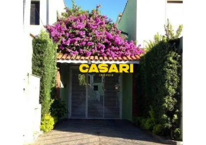 Sobrado com 4 Quartos à venda, 460m² no Campestre, Santo André