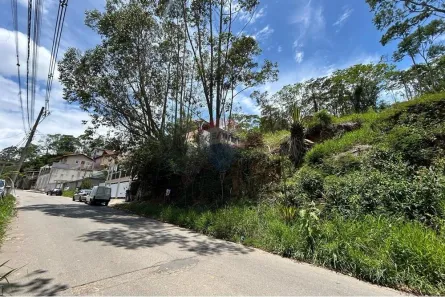 Lote/Terreno à venda, 450m² no Nova Suíça, Nova Friburgo