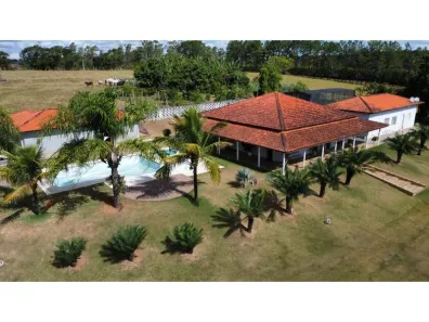 Fazenda/Sítio com 8 Quartos à venda, 754m² no Éden, Sorocaba
