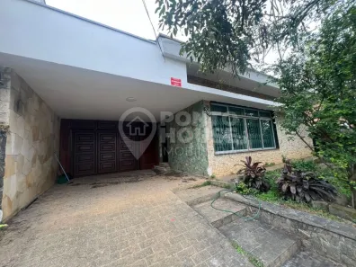 Casa com 3 Quartos à venda, 342m² no Bosque da Saúde, São Paulo