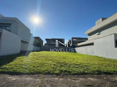 Lote/Terreno à venda, 450m² no Jardim do Golfe, São José dos Campos