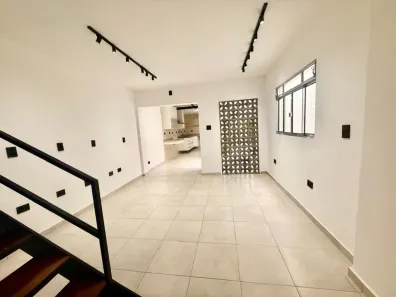 Casa com 3 Quartos à venda, 139m² no Vila Romana, São Paulo
