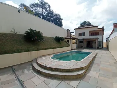 Casa de Condomínio com 5 Quartos para venda ou aluguel, 380m² no Pinus Park, Cotia