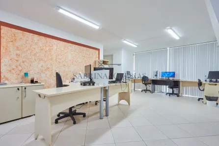 Sala Comercial para alugar, 203m² no Centro, Curitiba