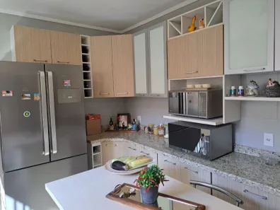 Casa com 3 Quartos à venda, 238m² no Partenon, Porto Alegre