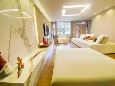 Casa com 3 Quartos à venda, 436m² no Mosela, Petrópolis