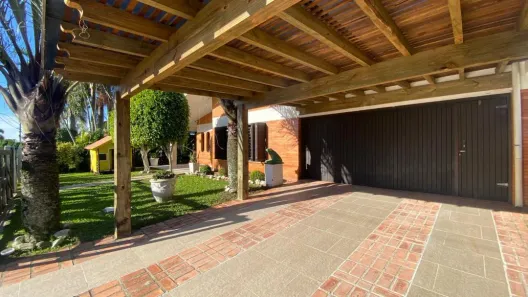 Casa com 3 Quartos à venda, 240m² no , Xangri-Lá