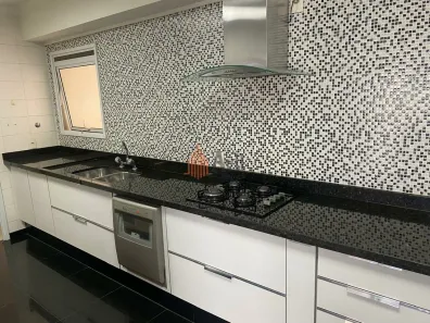 Apartamento com 3 Quartos para alugar, 202m² no Vila Regente Feijó, São Paulo