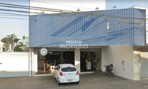 Ponto Comercial com 10 Quartos para alugar, 495m² no Centro, Uberlândia