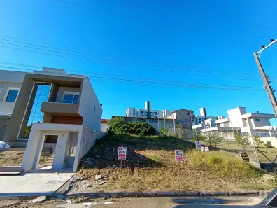 Lote/Terreno à venda, 371m² no Santa Catarina, Criciúma