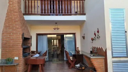 Casa com 3 Quartos à venda, 300m² no Jardim Saira, Sorocaba