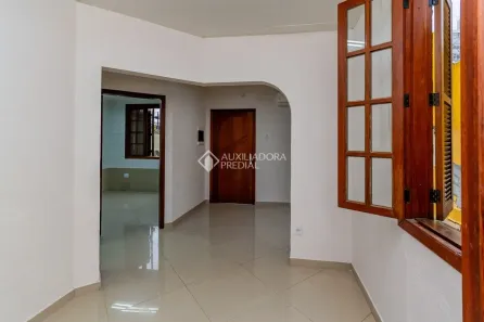 Casa com 2 Quartos para alugar, 70m² no Santa Maria Goretti, Porto Alegre