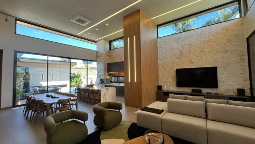 Casa de Condomínio com 4 Quartos à venda, 300m² no Jardins Itália, Goiânia