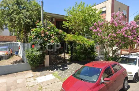 Casa à venda, 120m² no Passo da Areia, Porto Alegre