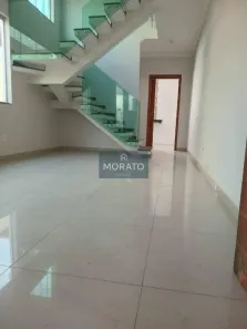Casa com 3 Quartos à venda, 116m² no Cândida Ferreira, Contagem