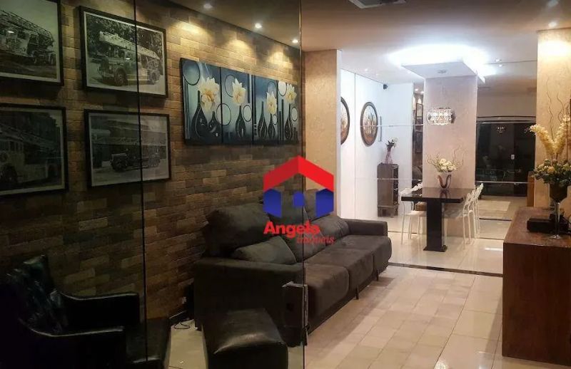 Casa com 3 quartos — Santa Amélia, Belo Horizonte