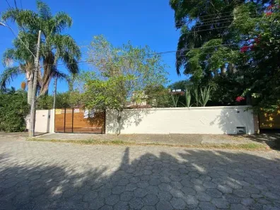 Casa com 4 Quartos à venda, 450m² no Lagoa da Conceição, Florianópolis