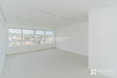 Sala Comercial à venda, 33m² no Santana, Porto Alegre