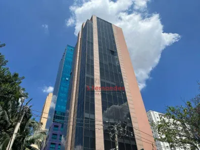 Sala Comercial para alugar, 130m² no Indianópolis, São Paulo