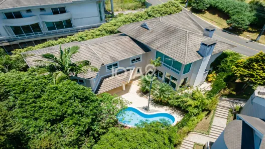 Casa de Condomínio com 3 Quartos à venda, 433m² no São João, Curitiba