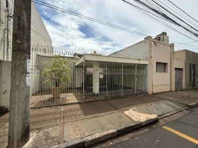 Casa com 5 Quartos à venda, 336m² no Jardim Nova América, Araraquara