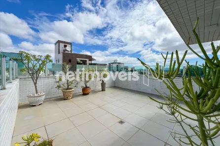 Apartamento com 3 Quartos para alugar, 225m² no Colégio Batista, Belo Horizonte