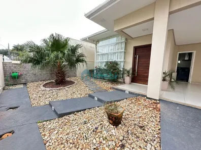 Casa com 3 Quartos à venda, 170m² no Pedra Branca, Palhoça