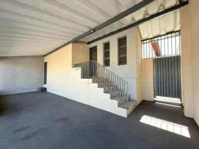 Casa com 3 Quartos para alugar, 110m² no Parque União, Bauru