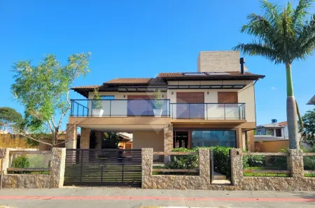 Casa com 3 Quartos à venda, 241m² no Areias Da Palhocinha, Garopaba