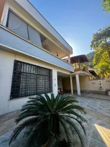 Casa com 5 Quartos à venda, 238m² no São Francisco, Niterói