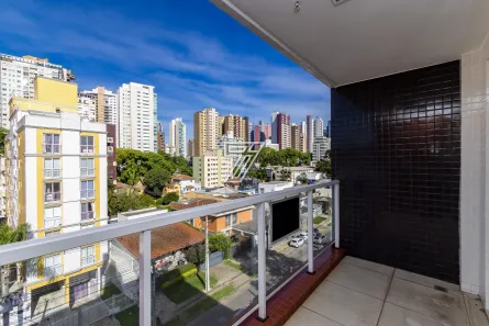 Apartamento com 3 Quartos à venda, 141m² no Água Verde, Curitiba