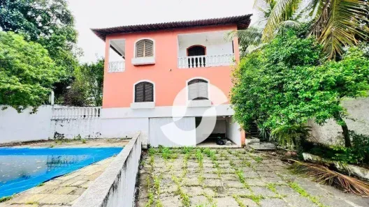 Casa com 5 Quartos à venda, 325m² no Camboinhas, Niterói