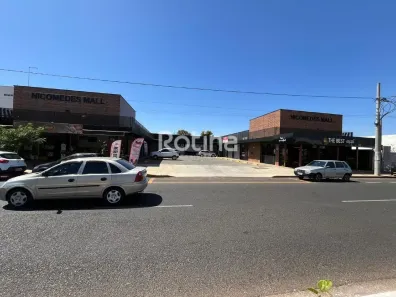 Ponto Comercial para alugar, 82m² no Shopping Park, Uberlândia