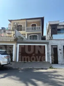 Sobrado com 3 Quartos à venda, 216m² no Cipava, Osasco