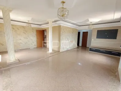 Apartamento com 4 Quartos para alugar, 260m² no Centro, São Carlos