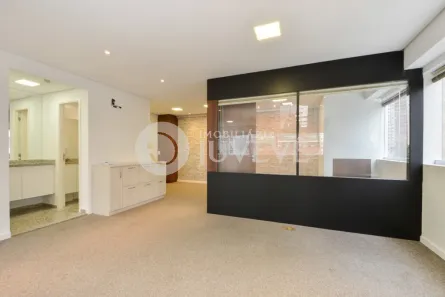 Sala Comercial para alugar, 71m² no Centro Cívico, Curitiba