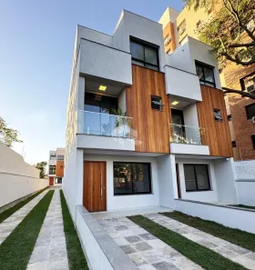 Casa com 3 Quartos à venda, 142m² no Tristeza, Porto Alegre