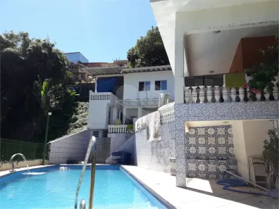 Casa com 4 Quartos à venda, 560m² no Jardim Santa Isabel, Itapecerica da Serra