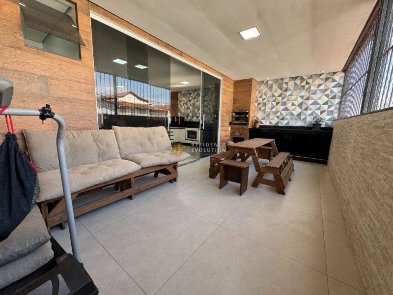 Casa com 3 quartos — Copacabana, Belo Horizonte